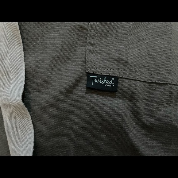 “Well Hung” Apron Twisted Wares Gray NWT - Picture 3 of 4